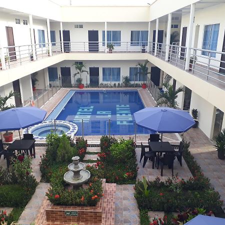 La Macarena Hotel La Fuente J.N מראה חיצוני תמונה
